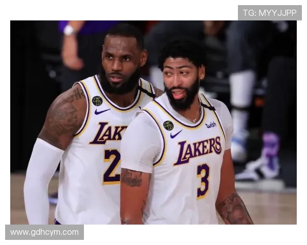 深圳篮球队的崛起之路总决赛特别报道见证成长与辉煌的背后故事 深圳篮球队的崛起之路总决赛特别报道见证成长与辉煌的背后故事