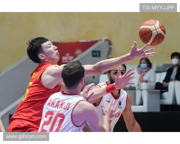 中国蓝队迎战黎巴嫩全力争胜展现团队实力与拼搏精神