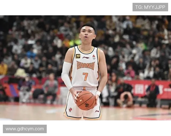 原帅：从青年才俊到篮球场上的领军人物，探索他的成长与奋斗历程