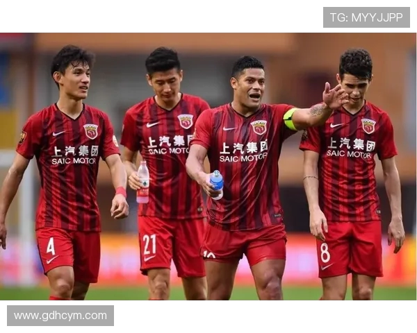 国安与重庆激战正酣现时比分揭晓双方争夺白热化