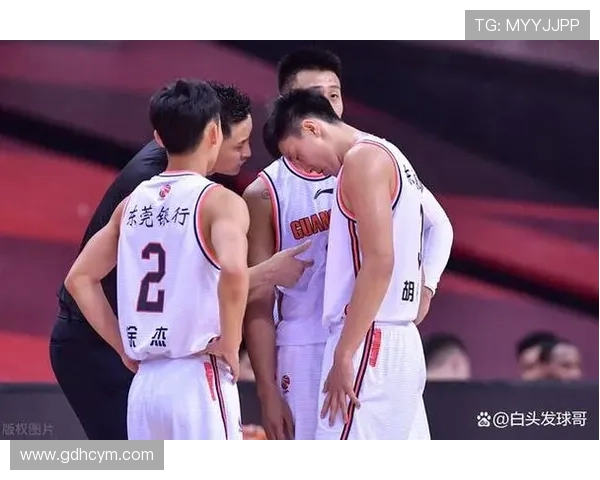 广东与山东季后赛首轮激战即将开启谁能笑到最后争夺晋级资格 广东与山东季后赛首轮激战即将开启谁能笑到最后争夺晋级资格