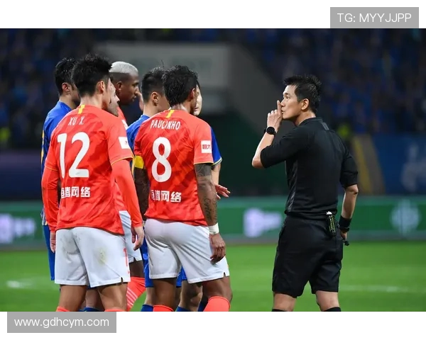 广州恒大淘宝迎战鲁能争夺中超冠军荣耀之战精彩回顾与分析 广州恒大淘宝迎战鲁能争夺中超冠军荣耀之战精彩回顾与分析