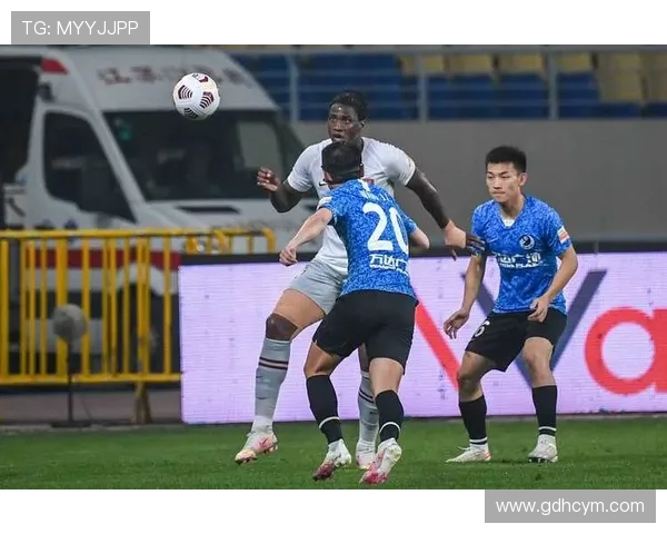 恒大与香港足球对决直播评论精彩回顾及赛后分析 恒大与香港足球对决直播评论精彩回顾及赛后分析