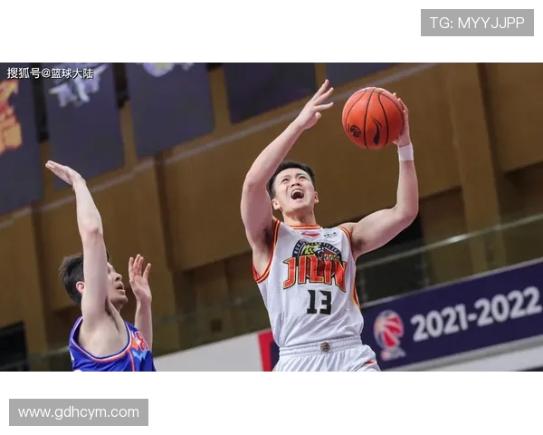 新疆对阵广东的精彩直播尽在优酷平台，快来一起观看吧