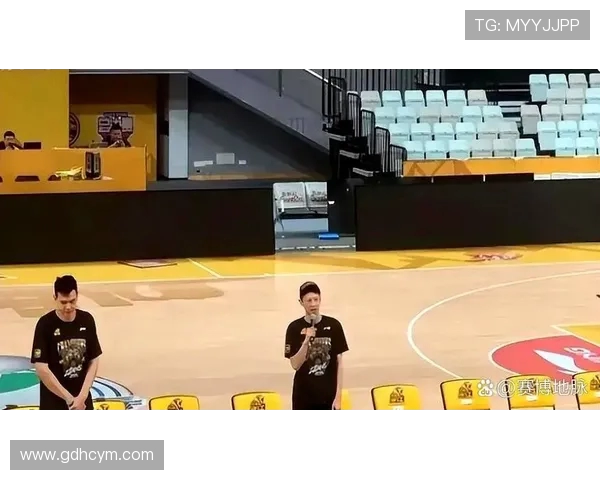 许钟豪：从青涩少年到职场精英的成长之路与人生哲学探索