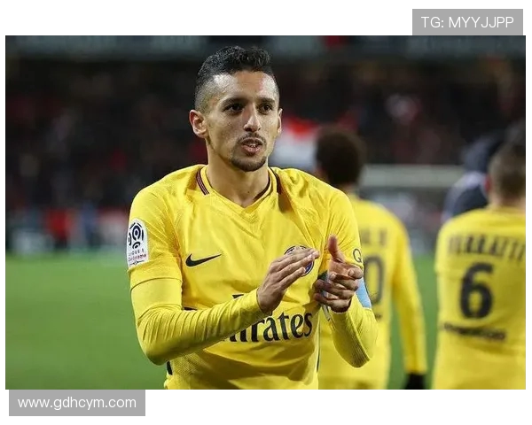 马尔基尼奥斯：从巴西天才到世界顶级后卫的传奇之路