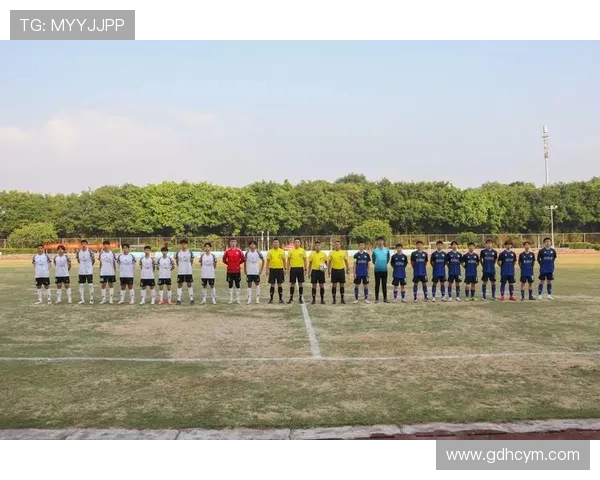 成都足球队以66分稳居总决赛积分榜首位争夺冠军之路愈发明朗